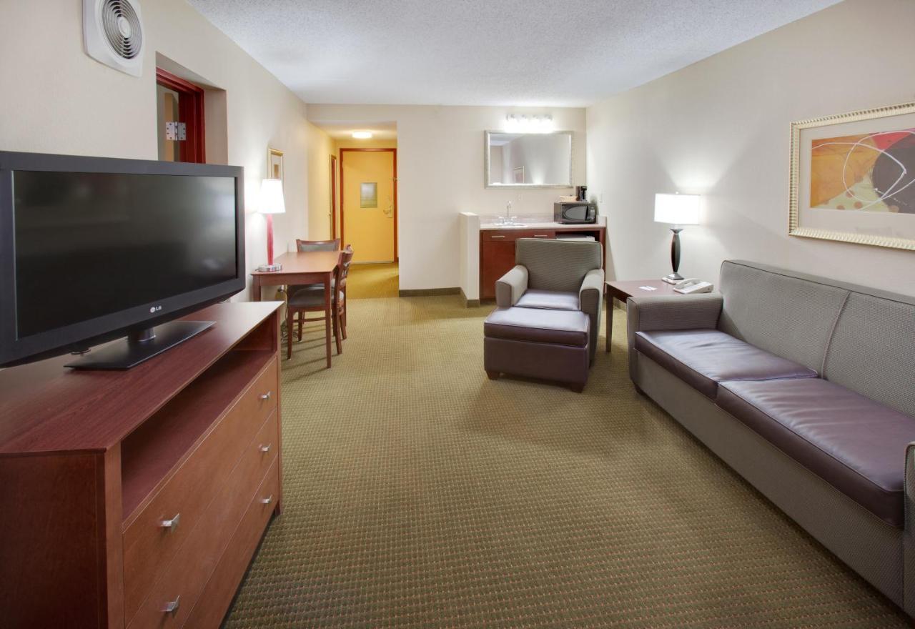 Готель Doubletree By Hilton Austin, Mn Екстер'єр фото