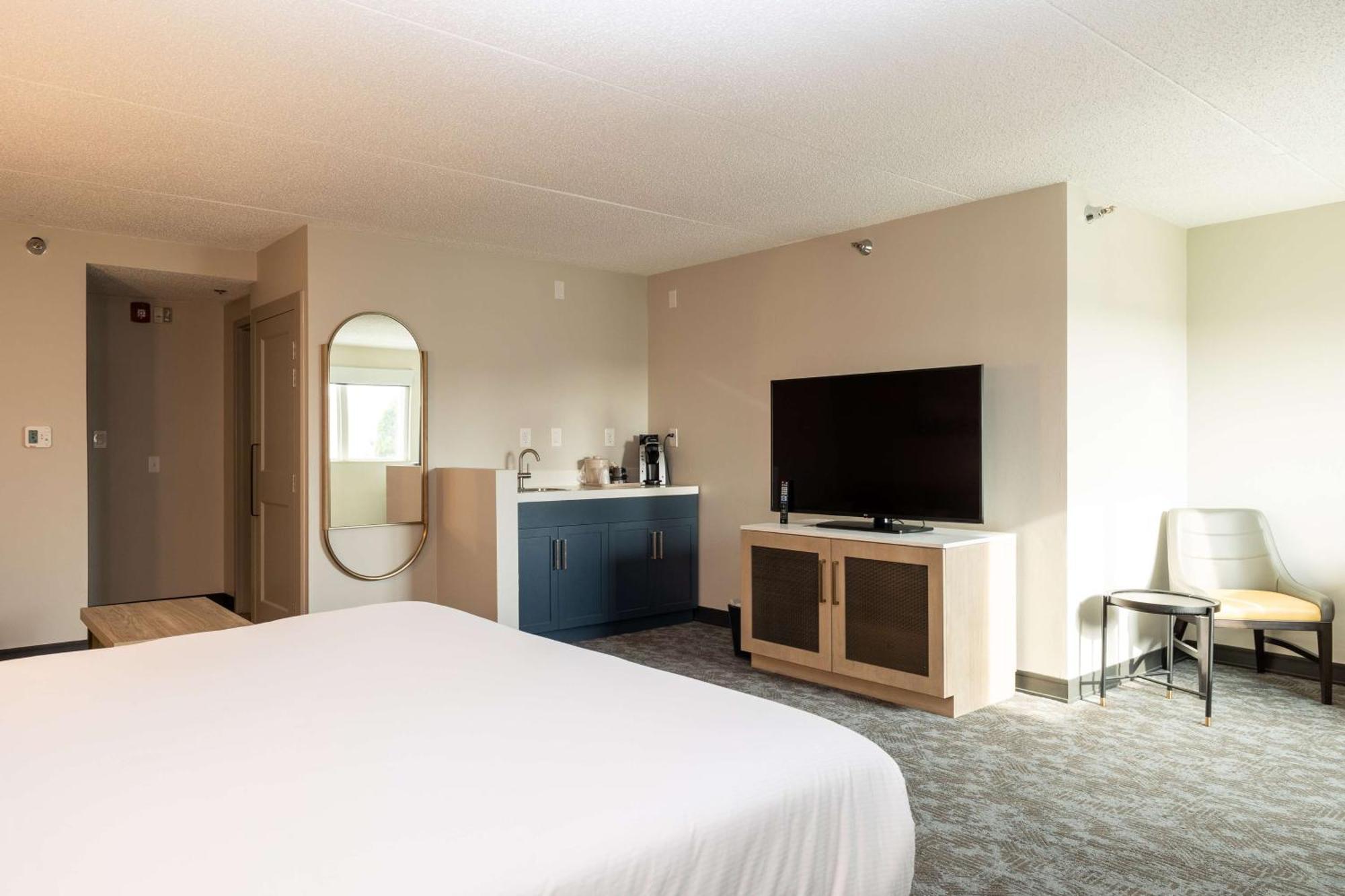 Готель Doubletree By Hilton Austin, Mn Екстер'єр фото